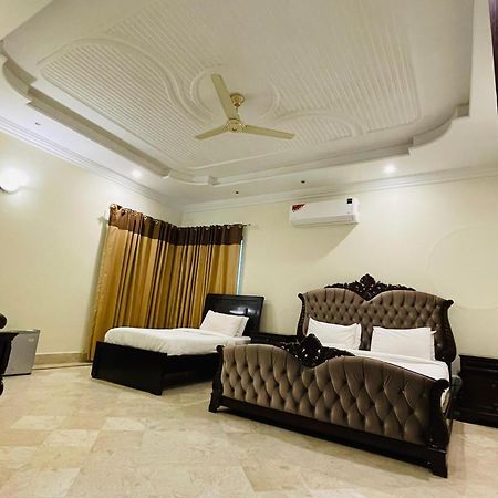 Executive Galaxy Guest House Islamabad Buitenkant foto