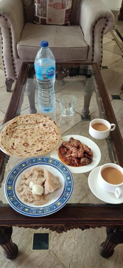 Executive Galaxy Guest House Islamabad Buitenkant foto