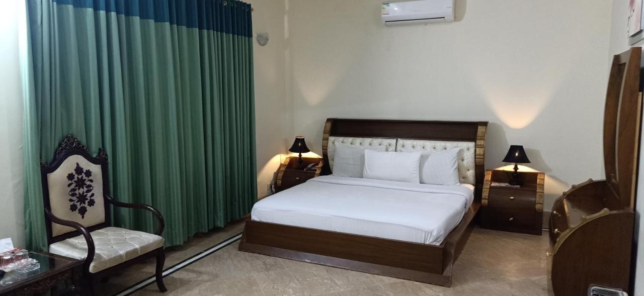 Executive Galaxy Guest House Islamabad Buitenkant foto